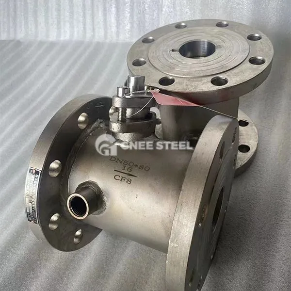 Valvola a sfera con rivestimento